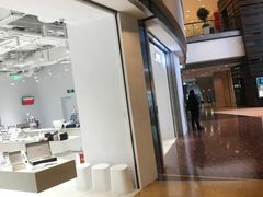 -JINS(上海环球金融中心店)
