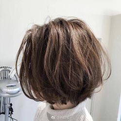 -茶发Salon·烫发染发理发