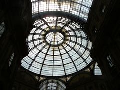 -埃马努埃莱二世拱廊