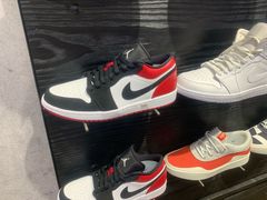 -NIKE KICKS LOUNGE体验店(北京新中关店)