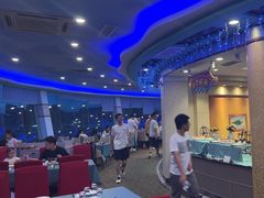 -迈豪国际酒店-百老汇旋转西餐厅