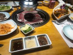 -唯成•韩国炭火烤肉 유성고기