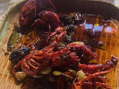 -527烧烤·龙虾·精酿酒(小石城美乐城店)