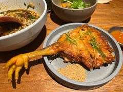 -SHAN山(前滩太古里店)