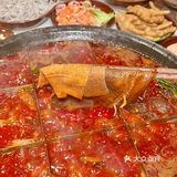 《成都排队王！这社区火锅凭啥让本地人狂炫？》