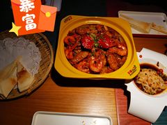 全家福-多嘴超级肉蟹煲(杉杉国潮主题店)