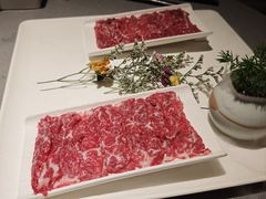-左庭右院鲜牛肉火锅黑金店(陆家嘴中心店)
