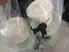 -沪上阿姨鲜果茶(世茂广场宽厚里店)