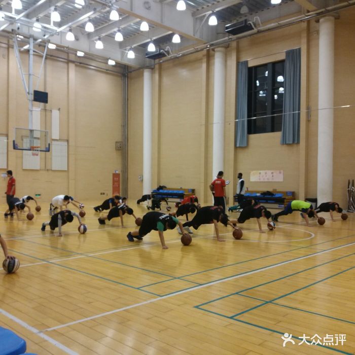 哈林秀王英语篮球训练营(地坛体育中心校区)图片 - 第3张