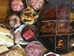 -岗上渣渣老火锅(两路口店)