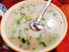 -黄桷树曹家私房菜(江与城店)