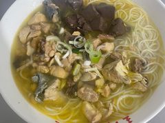 -文山荷鲜居(翠湖店)