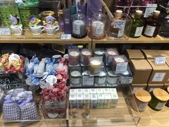 -九木杂物社(大东方百货店)
