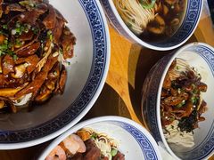 -沪西老弄堂面馆(定西路店)