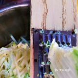 宝宝爱吃五分钟开饭的茭瓜鸡蛋饼
