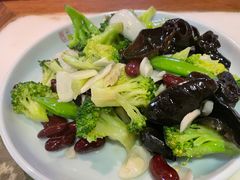 -小吊梨汤·北京菜(香山店)