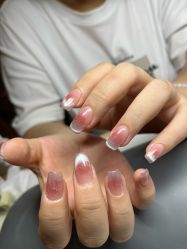 -UGIRL有个美甲