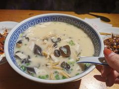 -沪西老弄堂面馆(定西路店)