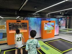-反弹蹦床公园·亲子乐园·团建·派对(中庚漫游城店)