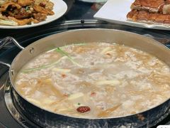 -老来福·非遗酸汤兔(凯旋路店)