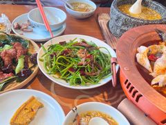 -菌自由丨野生菌火锅特色庭院餐厅(丽江古城店)