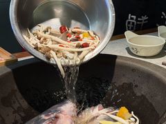 -鲜潭蒸汽石锅鱼(五道口购物中心店)