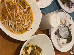 -亚龙湾希尔顿自助餐厅·海鲜·烧烤·沙滩BBQ·现场乐队