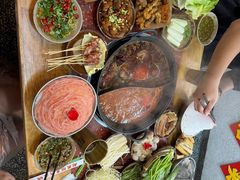 -赵美丽·重庆社区火锅·直营店(火车东站·中豪国际店)