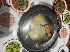 -玺炖·中国铁锅炖(虹桥天街店)