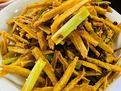干煸土豆丝-桂萍特色牛筋牛杂(长堤街总店)