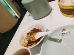 -江城小馆陕南妈妈菜·全球旅行餐厅(钟楼店)