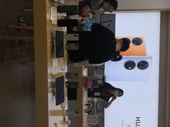-华为智能生活馆(上海中山公园龙之梦)