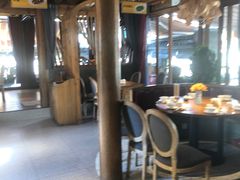 大堂-隔壁老王·家常云南菜(花巷店)