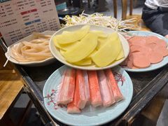 -肖肖酸萝卜鱼火锅(总店)