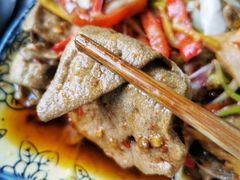 -乐山食古香跷脚牛肉