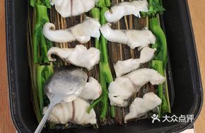 Lemongrass Stir-fried Chinese Cabbage with Tilapia Fillet Bake