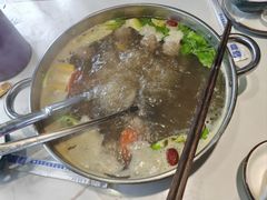 -乡土黄·鲜牛肉火锅·小龙虾(兴业街店)