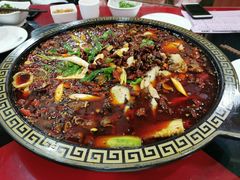 -烧哥美蛙肥肠鱼火锅·十五年社区店