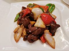 杏仁姑炒牛肉粒-国际饭店·帆声西饼屋(黄河路店)