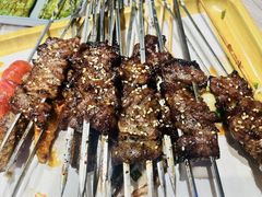 -街角等你.大连海鲜烧烤.经典铁板海鲜串(西安路店)