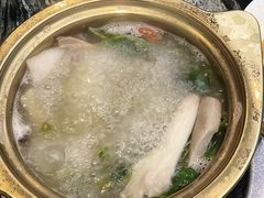 -慢丽江·云南野生菌土鸡锅(西山店)