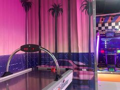 -不可思议减压馆·解压博物馆·摔碗发泄·团建定制