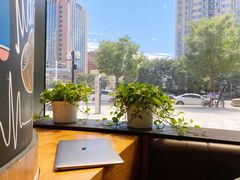 靠窗位-Jamaicablue Coffeeshop(中央广场店)