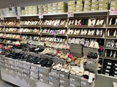-唯品会(北京国瑞城店)