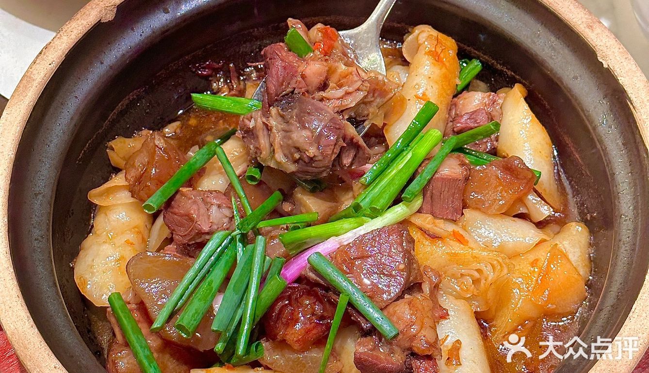 爆汁乳鸽+荔枝木烧鹅🔥这家粤菜太绝了！