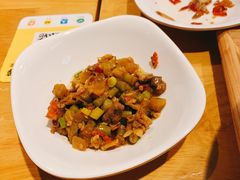 -呷佬·长沙手工米粉(金沙江路店)