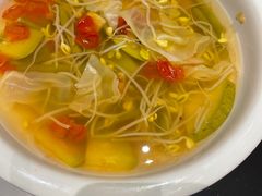 -黔蘑菇四季餐厅(观山湖店)