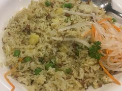 -佰搭果·广式茶餐厅(西华路店)