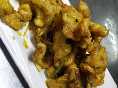 -闯关东东北农家菜(崂山石老人店)