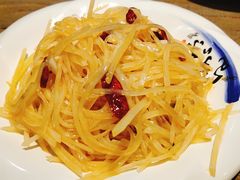 酸辣土豆丝-东北农家饺子村(昌平路店)